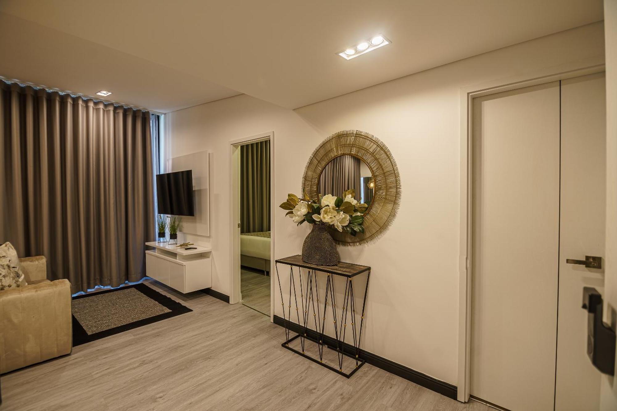 First Class Hotel Medellín Esterno foto